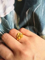 -六福珠寶(巴黎春天五角场店)