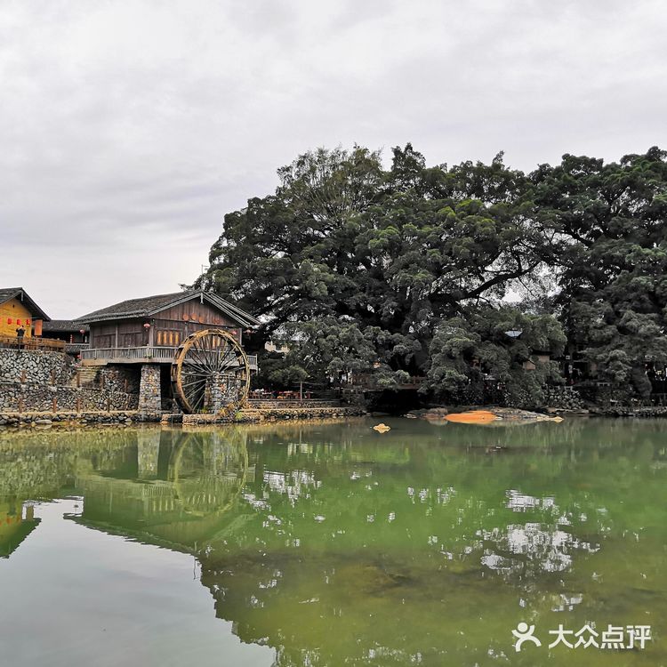 大风车和石头桥是电影云水谣取景地