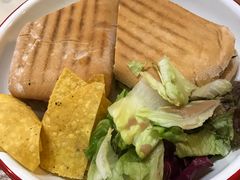 -HELLO 27 意面·沙拉·帕尼尼