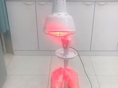 -世龙世家灰指甲·甲沟炎·跖疣护理·修脚(东江湾路店)