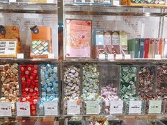 -VENCHI 闻绮(广州太古汇店)