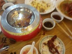 -鲁小三·大骨自助(金山总店)