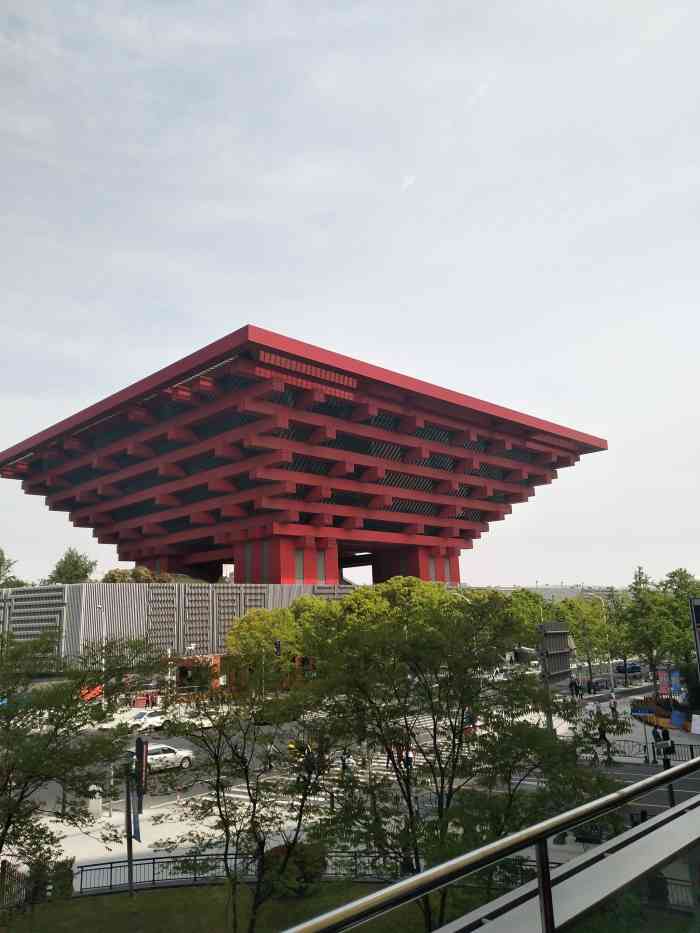 新白鹿餐厅(世博源店)-"首先说说冷菜,价格都是个位数!份量虽然不.