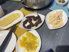 -四季喧黔味豆米火锅(万达广场店)