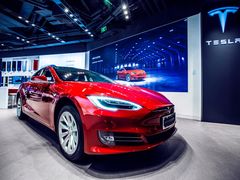 -TESLA 特斯拉(上海太古汇体验店)