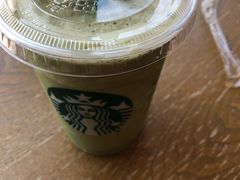 -星巴克臻选(威海威高广场店)
