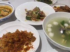 -洈水谣 · 地道荆州松滋菜(菱角湖公园店)
