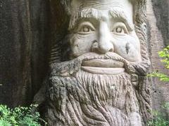-伍山石窟