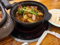-鱼众不同·鸡公煲·烤全鱼(国顺路店)