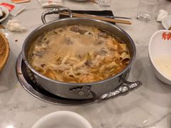 -七欣天香辣蟹火锅(闵行浦江欢乐颂店)