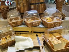 -威海铂丽斯国际大酒店(威海高铁站店)