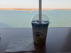 -抱抱地球咖啡馆(国家海洋博物馆店)