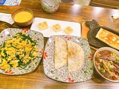 沙葱炒鸡蛋-格日勒阿妈蒙古厨房(大召店)