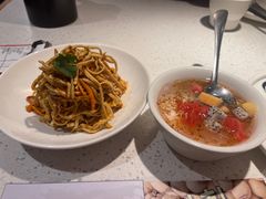-江渔儿酸菜鱼(映月湖环宇城店)