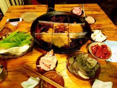 -岗上渣渣老火锅(两路口店)