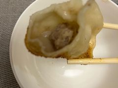 -黄阿姨锅贴大王(万航渡路店)