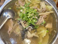 -谢老五跷脚牛肉·非遗传承店