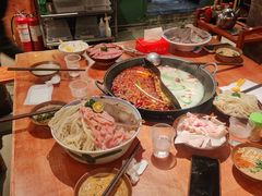 -周小明火锅(黑金冠社区店)