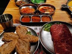 -青瓦炭韩潮烤肉(花园道店)