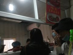 -咱家王新国把子肉(县东巷店)