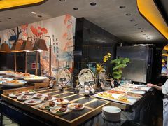 -雍容荟帝王蟹活龙虾展台自助(IFS黑金店)