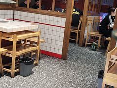 -喜悦小串丹东小黄牛海鲜烧烤大排档(民主广场店)