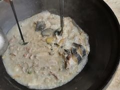 -陈大锅·岳阳鱼馆·地道岳阳菜(美食街店)