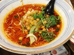 重庆小面-辣小花(龙湖杭州金沙天街店)