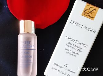 强健防御力，赋活肌肤年轻状态。它的功效神奇的全面