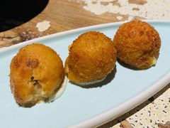 火腿芝士丸子-Carmen卡门西班牙餐厅