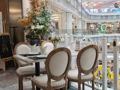 -HuaTa 花榻·花忆西葡餐厅(虹桥南丰城店)