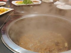 -哈尔滨烧烤·山河村铁锅炖(交大店)