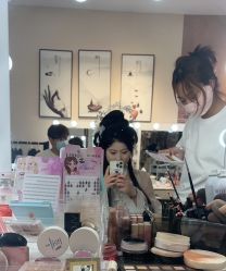 -一揽芳华汉服旗袍体验馆(拙政园店)