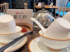 -粥王府 老广传家菜(东关街店)