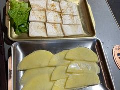 -围炉肉舍•炭烤活鳗•丹东海鲜烤肉(步行街店)