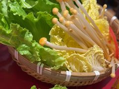 蔬菜拼盘-潮汕·草根牛肉档(上海荟聚城市集市店)