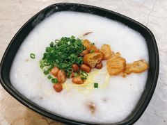涌边传统艇仔粥-表妹香港靓点餐厅