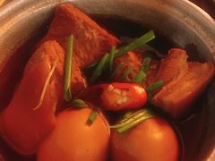 -Cuc Gach Quan Restaurant