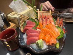 -山川小町·极番烧肉(新地假日广场店)
