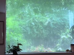 -彳亍咖啡·这里(水湾路店)
