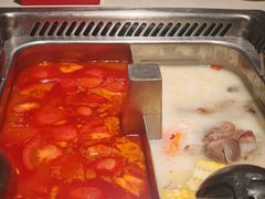 -海底捞火锅鲜切牛肉主题店(长寿路店)