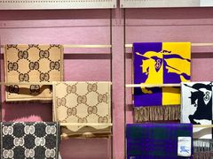 -百年港湾奥特莱斯(香炉礁店)