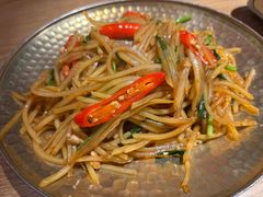 -川堂风·跷脚牛肉·乐山爆炒(宝山日月光店)