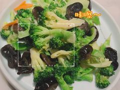 -小菜园新徽菜(镇江京口吾悦店)