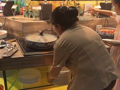 -宝利来国际大酒店-凤凰阁旋转餐厅