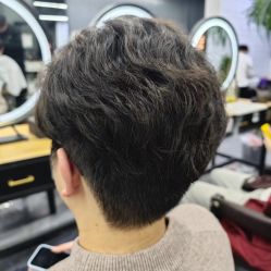 -藤野造型烫发染发