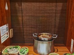 -独食火锅·半米屋台(直营总店)