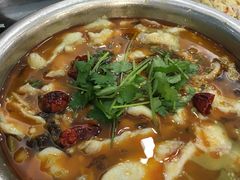 酸菜鱼-龙梅肥肠鱼(明瓦廊店)
