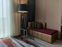 -广州天河希尔顿酒店