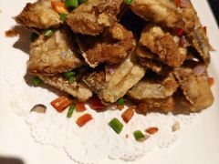 -河畔春天时尚餐厅